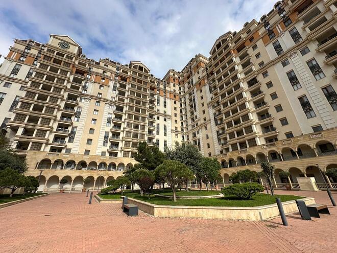 Продаётся 3-комн. новостройка 166 м², м. Низами, photo 1 from 16