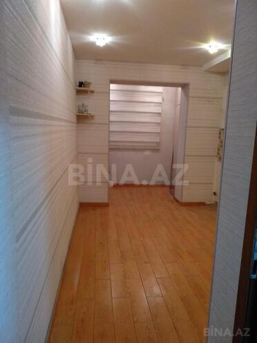 Продаётся 3-комн. вторичка 90 м², м. Кара Караев, photo 4 from 9