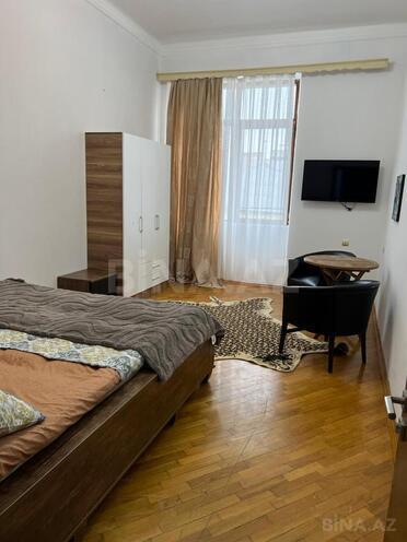 Сдаётся 3-комн. вторичка 120 м², м. Ичеришехер, photo 5 from 16