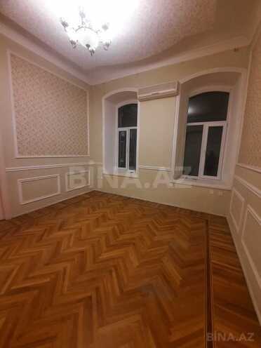 Сдаётся 3-комн. офис 60 м², м. Ичеришехер, photo 8 from 19