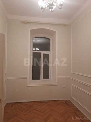 Сдаётся 3-комн. офис 60 м², м. Ичеришехер, photo 14 from 19
