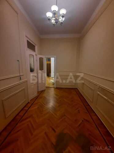 Сдаётся 3-комн. офис 60 м², м. Ичеришехер, photo 12 from 19
