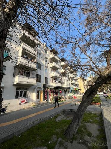 Satılır 1 otaqlı köhnə tikili 35 m², Elmlər Akademiyası m., photo 3 from 10