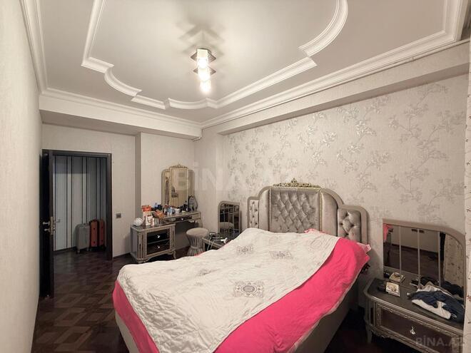 Продаётся 2-комн. новостройка 72 м², м. Кара Караев, photo 5 from 15