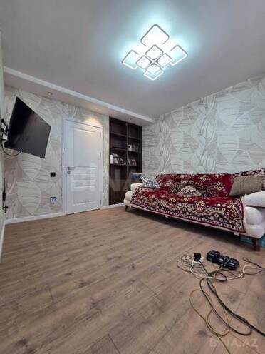 Продаётся 2-комн. вторичка 56 м², м. Элмляр Академиясы, photo 1 from 17
