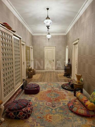 Продаётся 4-комн. новостройка 150 м², м. Иншаатчылар, photo 1 from 31