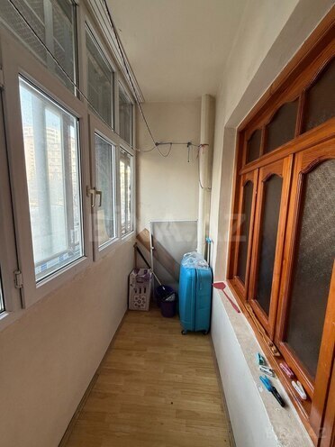Продаётся 2-комн. вторичка 65 м², Бинагадинский р., photo 8 from 13