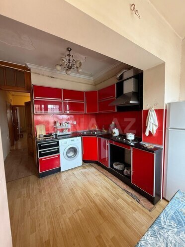 Продаётся 2-комн. вторичка 65 м², Бинагадинский р., photo 7 from 13
