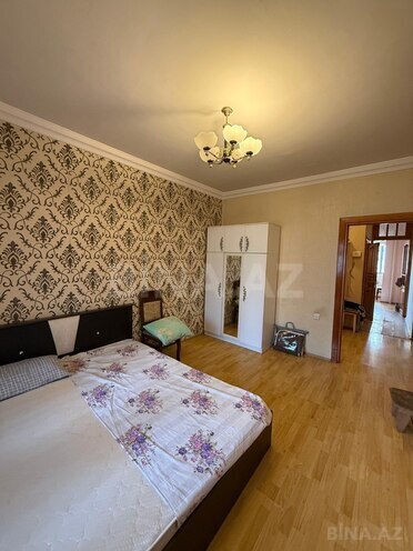 Продаётся 2-комн. вторичка 65 м², Бинагадинский р., photo 4 from 13