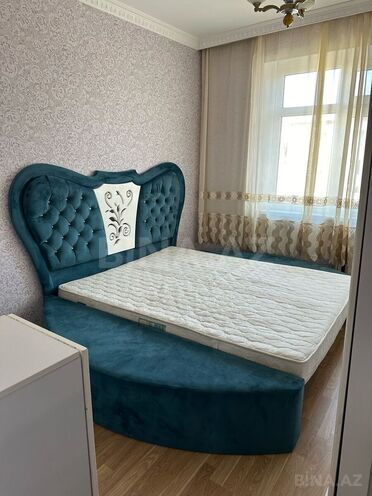 Сдаётся 2-комн. вторичка 60 м², м. Нефтчиляр, photo 1 from 7