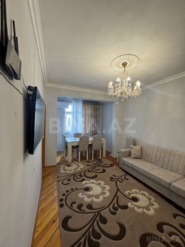 Сдаётся 2-комн. вторичка 55 м², м. Мемар Аджеми, photo 1 from 11