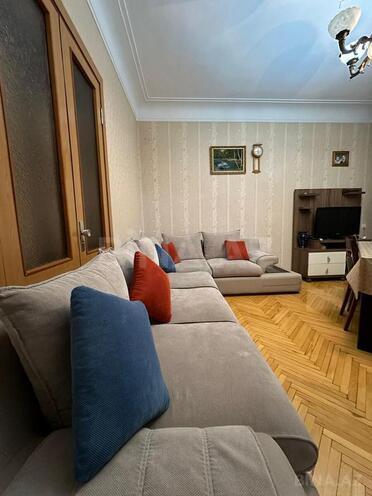 Сдаётся 3-комн. вторичка 100 м², Насиминский  р., photo 3 from 22