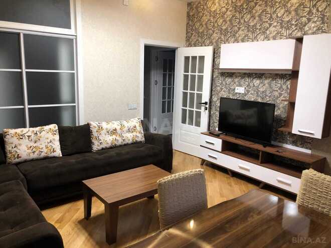 Сдаётся 2-комн. новостройка 60 м², м. Кара Караев, photo 1 from 15
