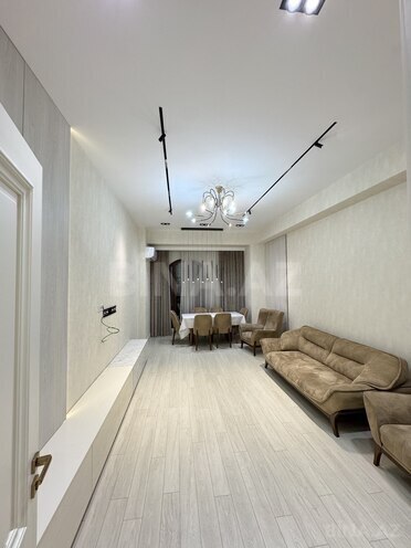 Продаётся 3-комн. новостройка 107 м², м. Элмляр Академиясы, photo 3 from 27