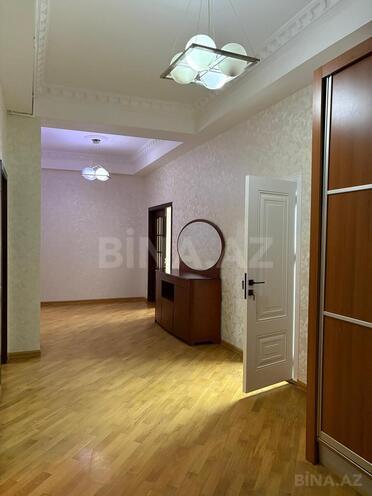 Сдаётся 3-комн. новостройка 130 м², м. Сахил, photo 14 from 16