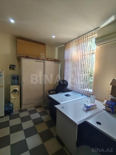 Satılır 3 otaqlı köhnə tikili 105 m², Sahil m., photo 5 from 21