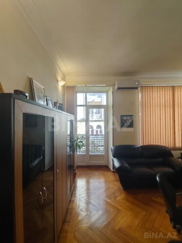 Satılır 3 otaqlı köhnə tikili 105 m², Sahil m., photo 12 from 21