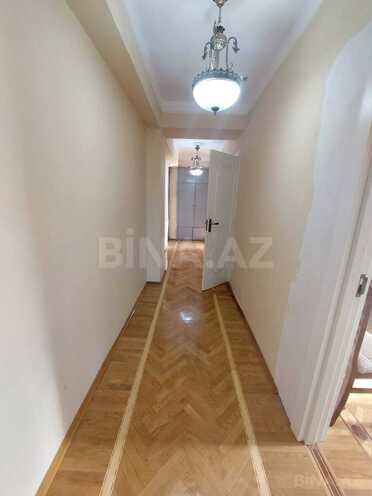 Satılır 2 otaqlı köhnə tikili 70 m², Elmlər Akademiyası m., photo 8 from 13