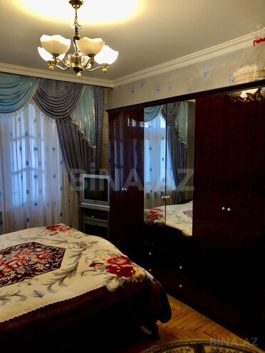 Продаётся 5-комн. вторичка 120 м², м. Ази Асланов, photo 10 from 27