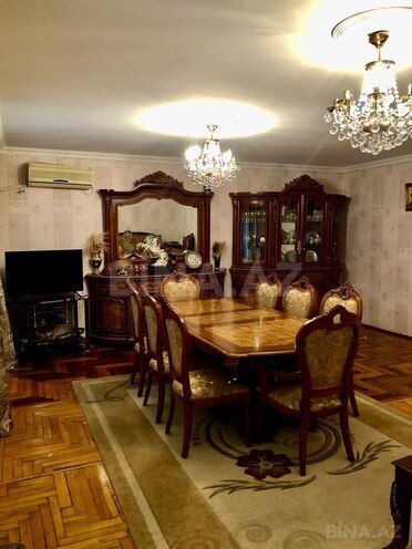 Продаётся 5-комн. вторичка 120 м², м. Ази Асланов, photo 1 from 27