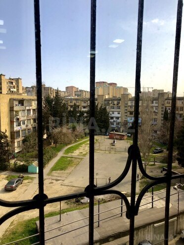 Продаётся 5-комн. вторичка 120 м², м. Ази Асланов, photo 25 from 27