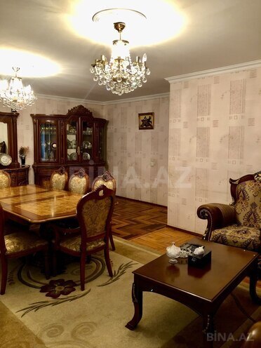Продаётся 5-комн. вторичка 120 м², м. Ази Асланов, photo 14 from 27