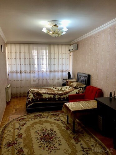Продаётся 5-комн. вторичка 120 м², м. Ази Асланов, photo 4 from 27