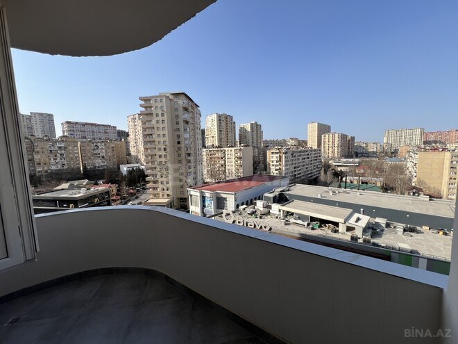 Продаётся 3-комн. новостройка 112 м², м. Иншаатчылар, photo 18 from 20