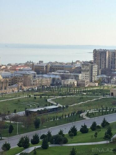 Продаётся 3-комн. новостройка 150 м², м. Элмляр Академиясы, photo 3 from 17
