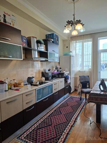 Продаётся 3-комн. новостройка 150 м², м. Элмляр Академиясы, photo 10 from 17