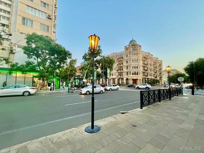 Satılır 3 otaqlı köhnə tikili 100 m², 28 May m., photo 1 from 21