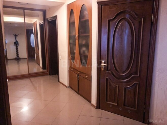 Satılır 3 otaqlı köhnə tikili 100 m², 28 May m., photo 13 from 21