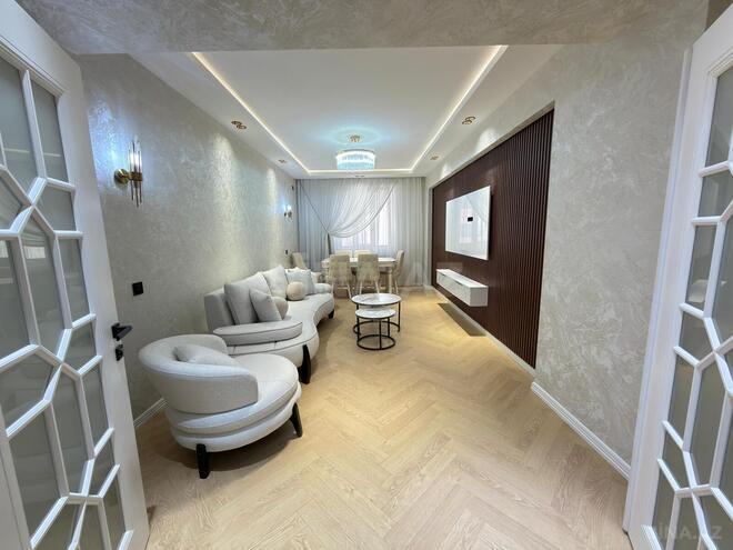 Продаётся 2-комн. новостройка 90 м², м. Ази Асланов, photo 3 from 16