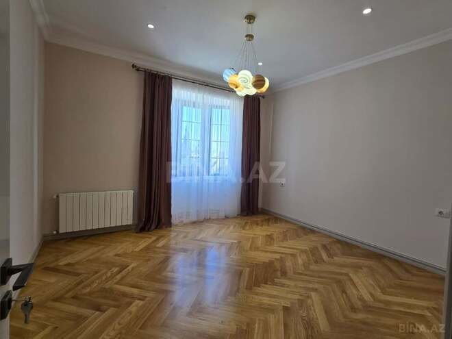 Satılır 7 otaqlı həyət evi/bağ evi 600 m², Şüvəlan q., photo 7 from 12