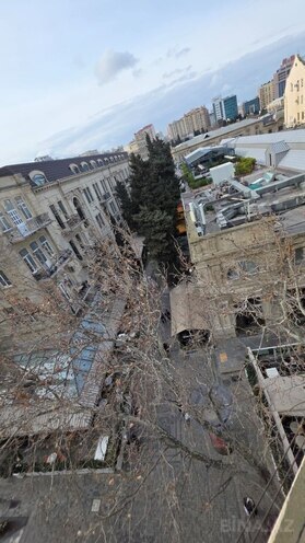 Продаётся 2-комн. вторичка 60 м², м. Сахил, photo 13 from 17