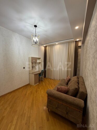 Сдаётся 3-комн. новостройка 110 м², м. Низами, photo 7 from 18
