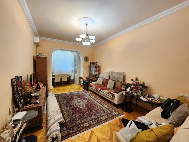 Satılır 2 otaqlı köhnə tikili 70 m², Nəsimi r., photo 5 from 11