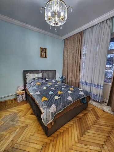Satılır 2 otaqlı köhnə tikili 70 m², Nəsimi r., photo 6 from 11