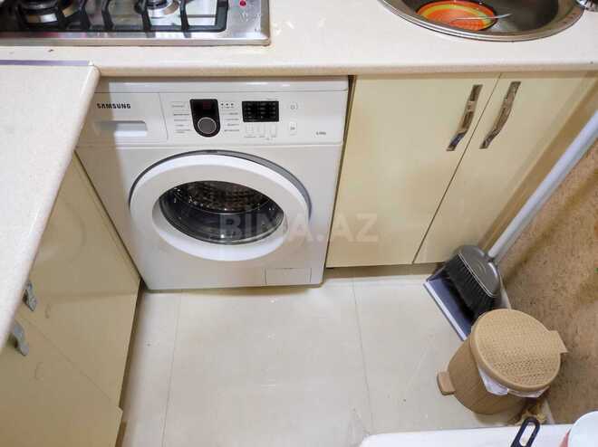 Satılır 1 otaqlı köhnə tikili 24 m², İnşaatçılar m., photo 5 from 8