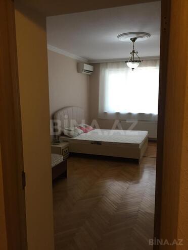 İcarəyə verilir 2 otaqlı köhnə tikili 85 m², Nərimanov r., photo 9 from 14