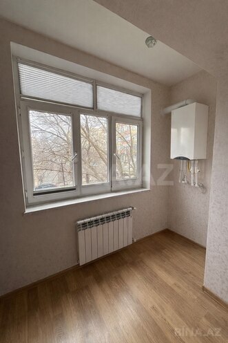 Satılır 2 otaqlı köhnə tikili 65 m², Əhmədli m., photo 6 from 11