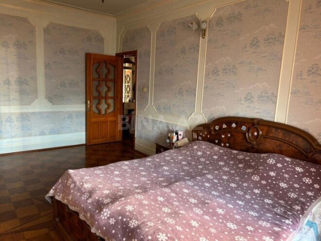 Продаётся 4-комн. вторичка 110 м², м. 20 января, photo 6 from 17