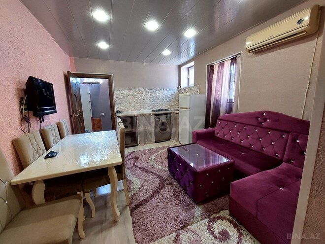 İcarəyə verilir 2 otaqlı həyət evi/bağ evi 80 m², İnşaatçılar m., photo 7 from 10