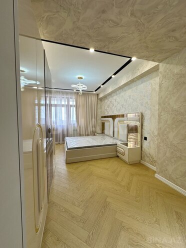 Продаётся 2-комн. новостройка 90 м², м. Ази Асланов, photo 9 from 16