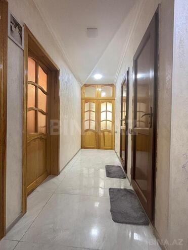 Продаётся 4-комн. вторичка 120 м², photo 15 from 32