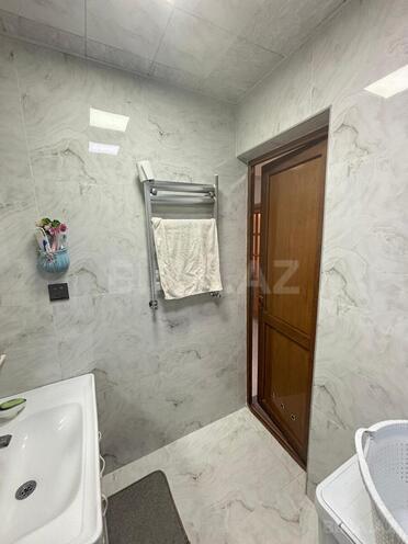 Продаётся 4-комн. вторичка 120 м², photo 21 from 32