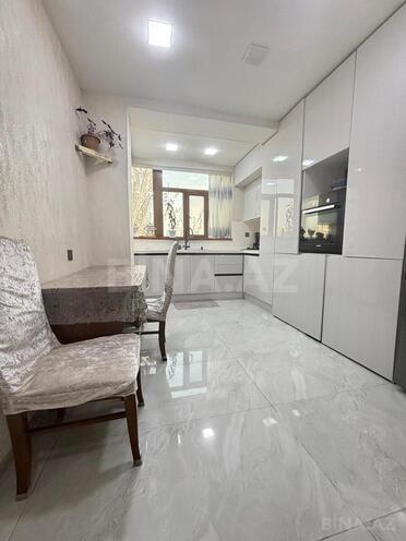 Продаётся 4-комн. вторичка 120 м², photo 20 from 32