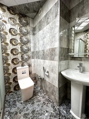 İcarəyə verilir 2 otaqlı yeni tikili 75 m², 28 May m., photo 7 from 8