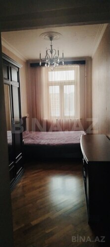 Satılır 2 otaqlı köhnə tikili 60 m², Nizami m., photo 5 from 11