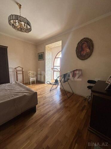 Сдаётся 3-комн. вторичка 65 м², м. Низами, photo 14 from 17